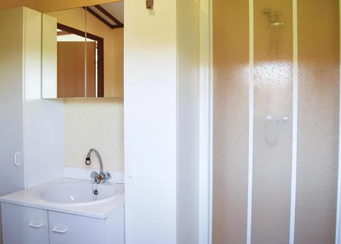 Dom wakacyjny Lovely In With Wifi *